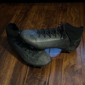 Nike Black Athletic Soccer Shoes